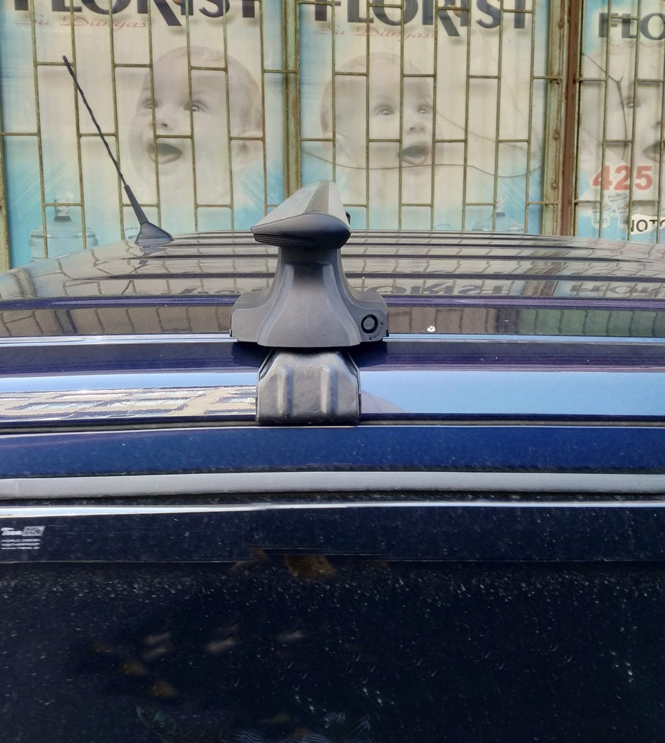 Nissan Titan Normal Roof Rack Cross Bars Spacial Series Nissan Titan Normal Roof Rack Cross Bars Spacial Series